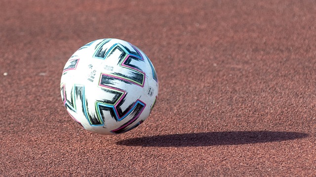 《泰晤士報》：埃弗頓被扣分牽連甚廣 曼城切爾西可能面臨扣30分或自動降級.